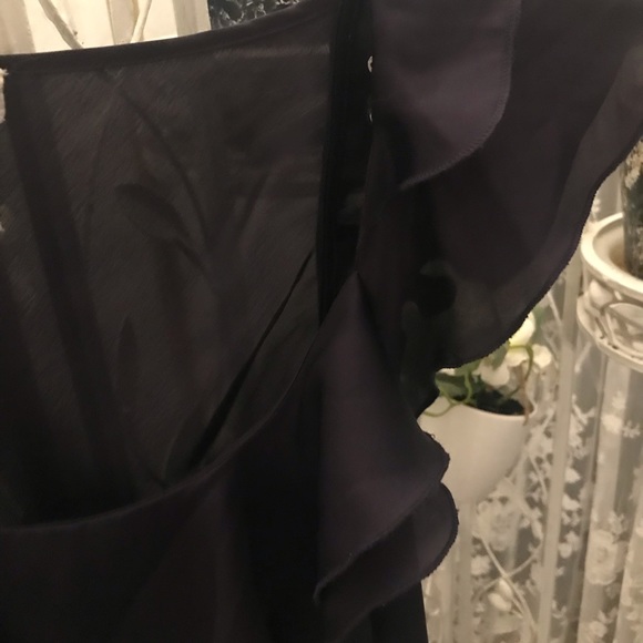 Top - Picture 2 of 4